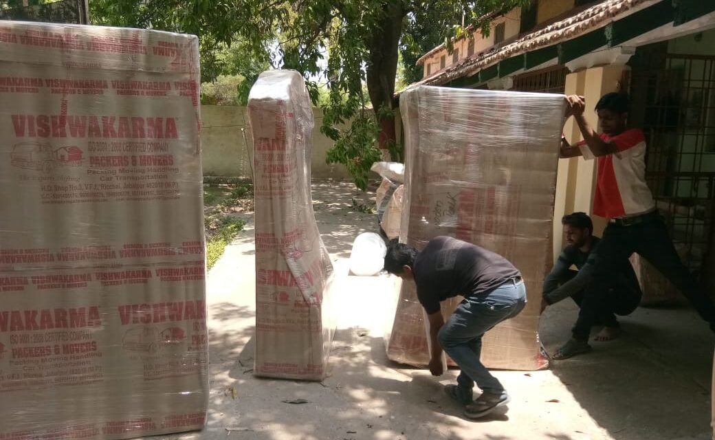 Finding Movers and Packers Near Me? Your Ultimate Guide to a Stress-Free Move